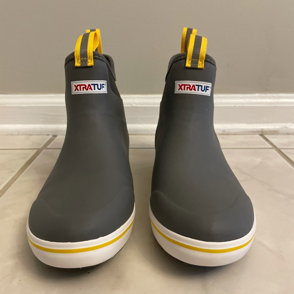 BNIB Men’s XTRATUF Deck Boots Sz 10